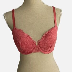 La Vie en Rose Pink Lace Bra Lightly Lined Size 34D Underwire